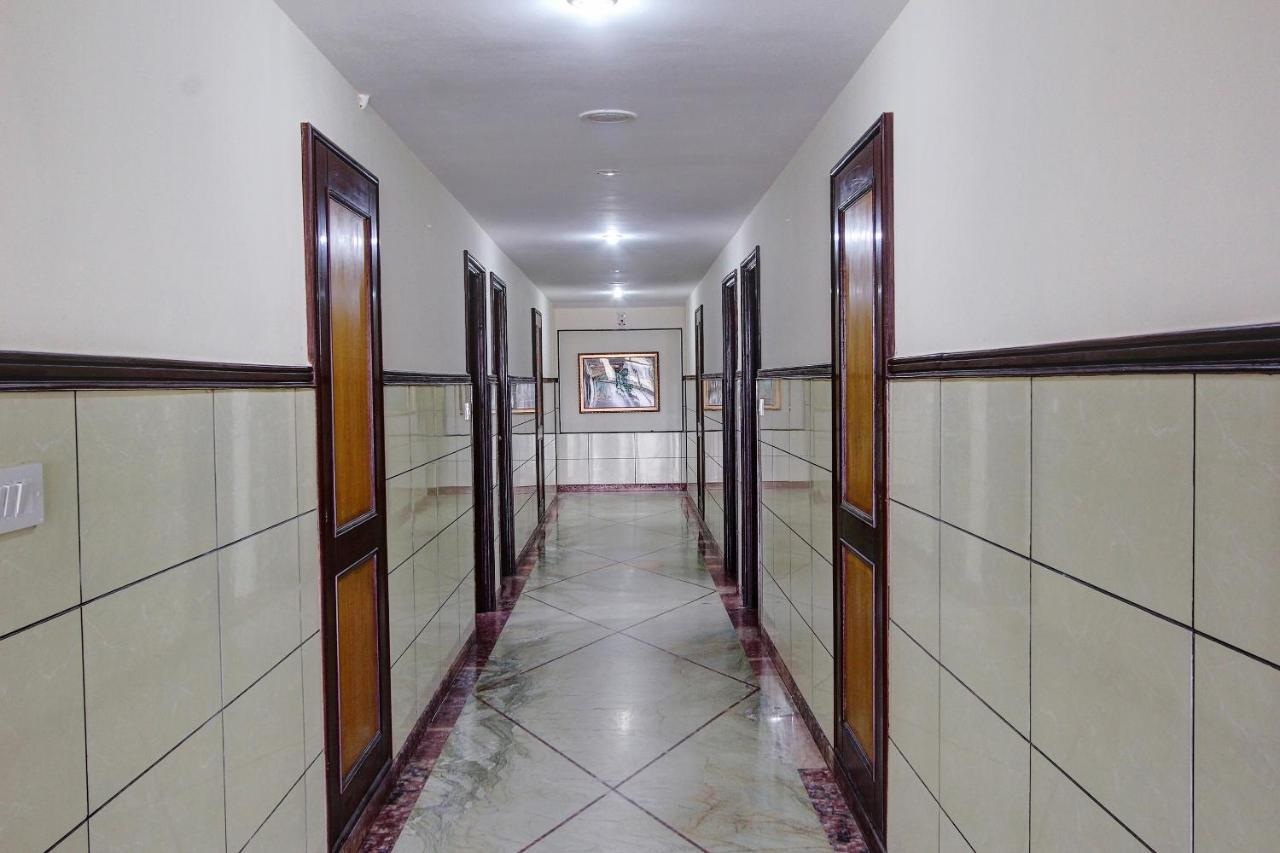 Vaccinated Staff - Collection O 13595 Vt Residency Hotel Bengaluru Kültér fotó