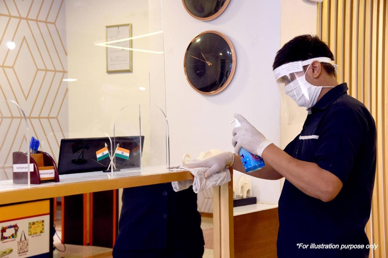 Vaccinated Staff - Collection O 13595 Vt Residency Hotel Bengaluru Kültér fotó